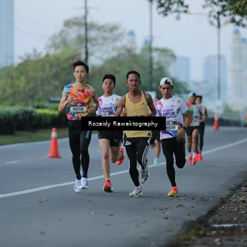 Runner Photo 6082971