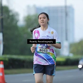 Runner Photo 6083048