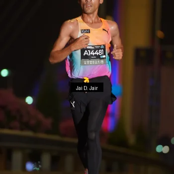 Runner Photo 6083120