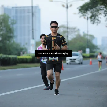 Runner Photo 6083132