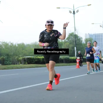 Runner Photo 6083228
