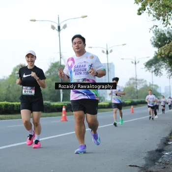 Runner Photo 6083265