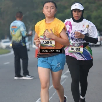 Runner Photo 6083325