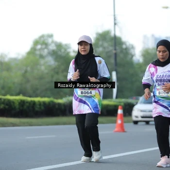 Runner Photo 6083333