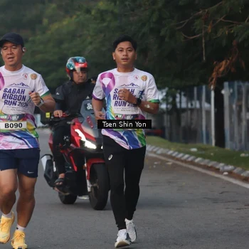 Runner Photo 6083334