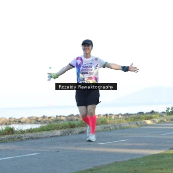 Runner Photo 6083342