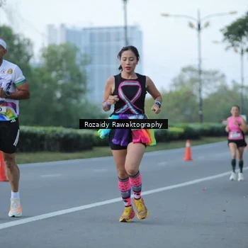 Runner Photo 6083363