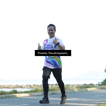Runner Photo 6083372