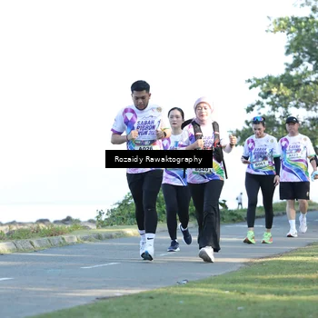 Runner Photo 6083394