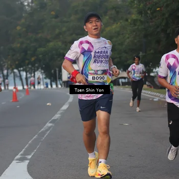 Runner Photo 6083395