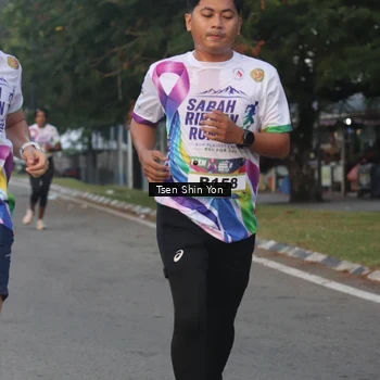 Runner Photo 6083451