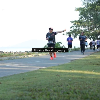 Runner Photo 6083454
