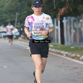 Runner Photo 6083553