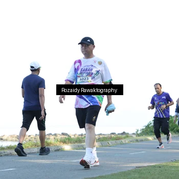 Runner Photo 6083615