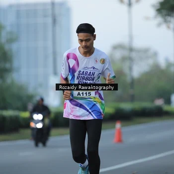 Runner Photo 6083666