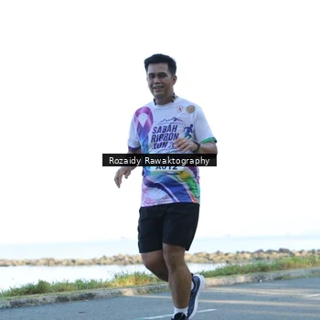 Runner Photo 6083675