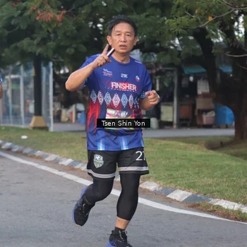 Runner Photo 6083769