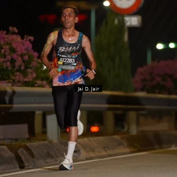 Runner Photo 6083788
