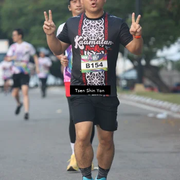 Runner Photo 6083825