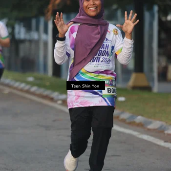 Runner Photo 6084015