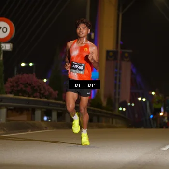 Runner Photo 6084022