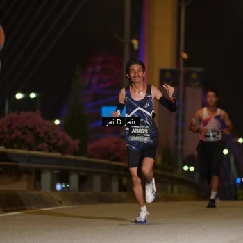 Runner Photo 6084315