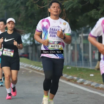 Runner Photo 6084397