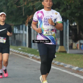 Runner Photo 6084417