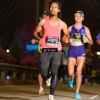 Runner Photo 6084438