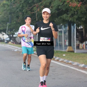 Runner Photo 6084454