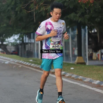 Runner Photo 6084459
