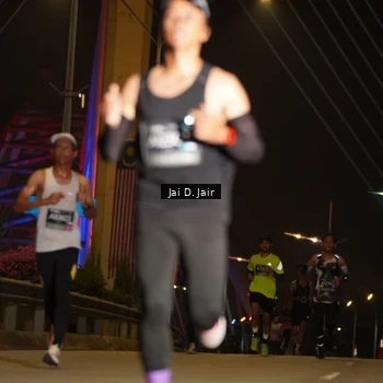 Runner Photo 6084672