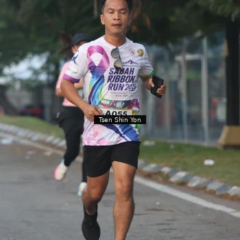 Runner Photo 6084684