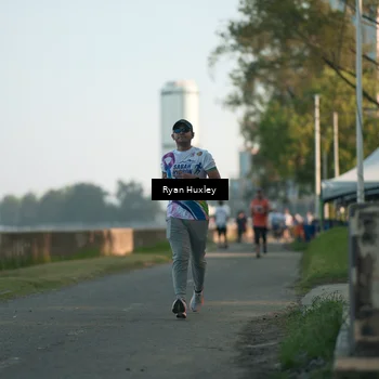 Runner Photo 6084783