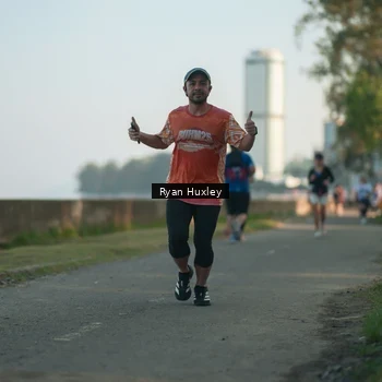Runner Photo 6084798