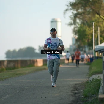 Runner Photo 6084800