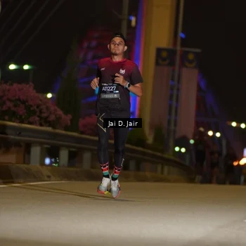 Runner Photo 6084810