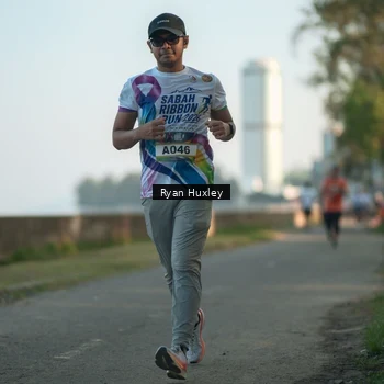 Runner Photo 6084812