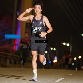 Runner Photo 6084834