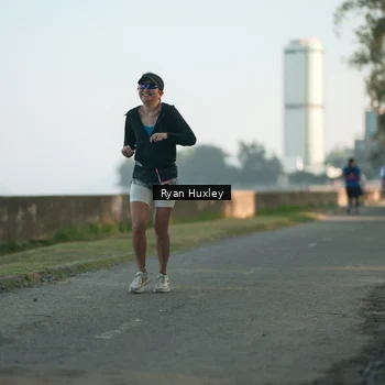 Runner Photo 6084840
