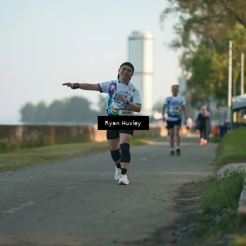 Runner Photo 6084859
