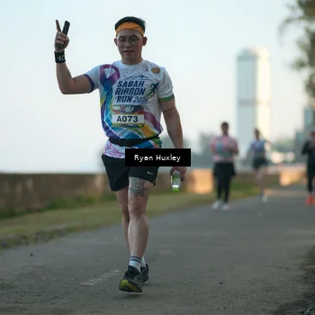 Runner Photo 6084860