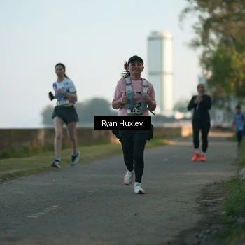 Runner Photo 6084864