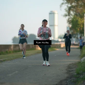 Runner Photo 6084870