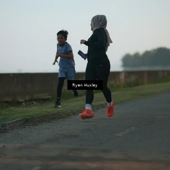 Runner Photo 6084872