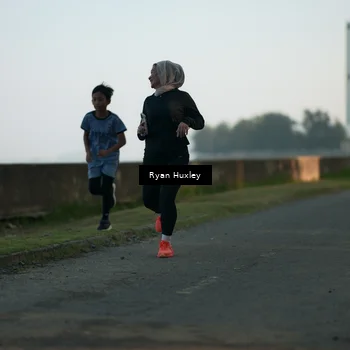 Runner Photo 6084873