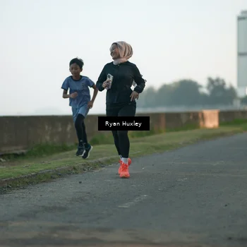 Runner Photo 6084874