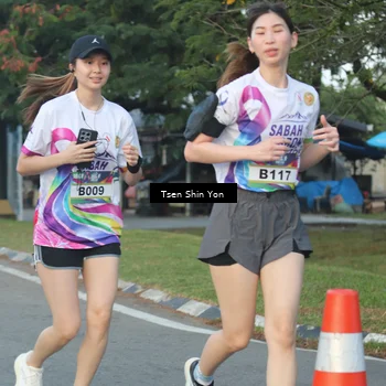 Runner Photo 6084875