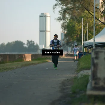 Runner Photo 6084879