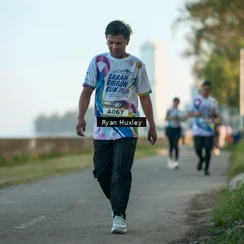Runner Photo 6084902